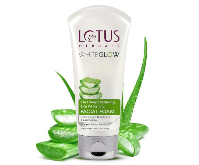 Lotus Herbals 3 in 1 Deep Cleansing Facial Foam