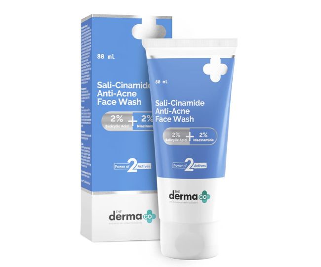 The Derma Co Face Wash with 2% Salicylic Acid and 2% Niacinamide