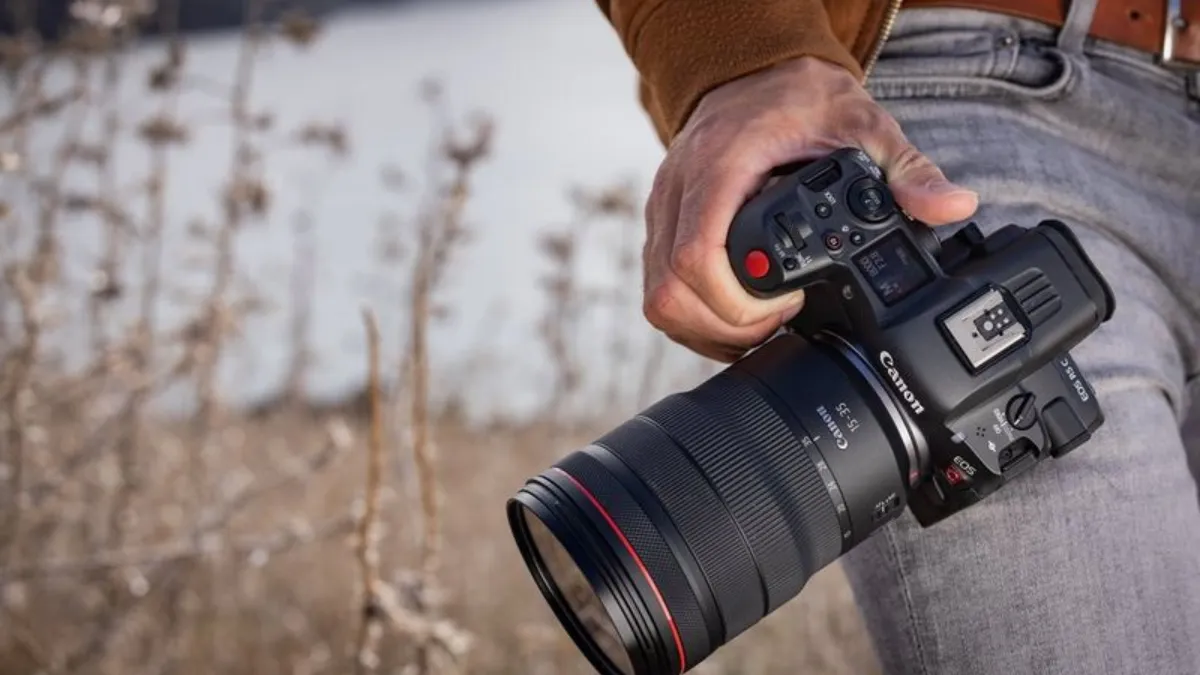 Canon EOS R5 Review