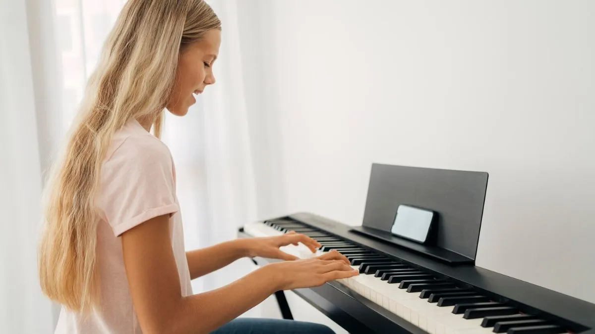 Under 50000 Digital Pianos