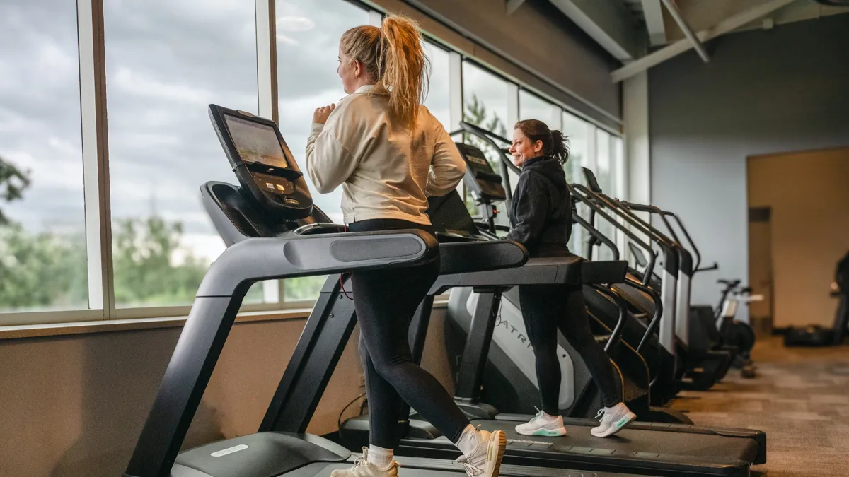 Powermax Treadmill For Ensuring Peak Fitness