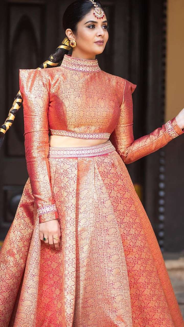 Stylish Blouse Bride Best Blouse Design For Lehenga Unique Modern Lehenga Blouse  Designs By Sreemukhi To, image size:720x1280