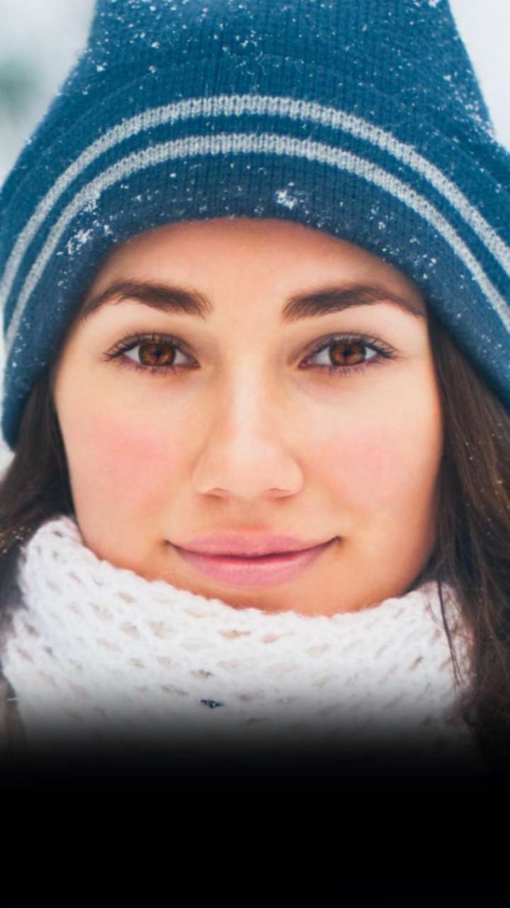 Top 7 Winter Makeup Tips For Women With Dry Skin