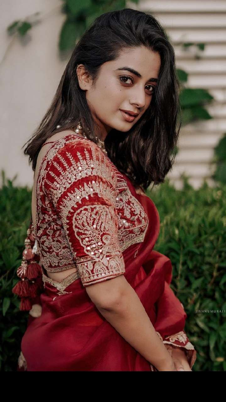 Namitha Pramod Saree Namitha Pramod (aka) Namitha Photos Stills