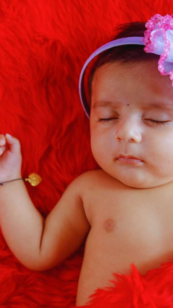 7 Indian Baby Names Inspired By Diwali!