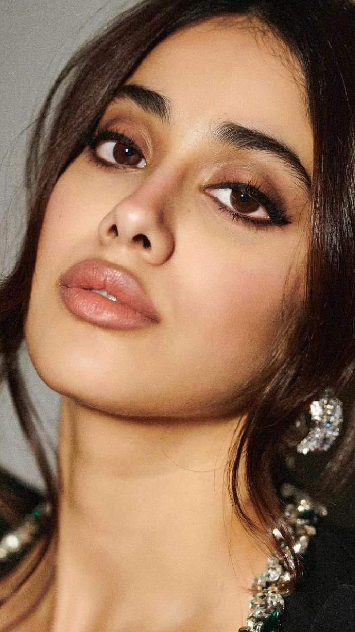 Janhvi Kapoor Inspired Lipstick Shades You Must Have In Your Makeup Vanity