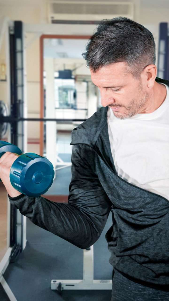 5 Home Workouts To Stay Fit And Active In Your 40s