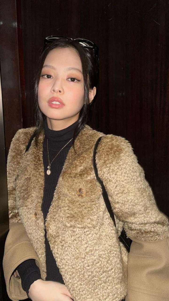 jennie winter outfits