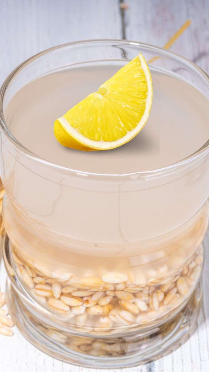 Try Barley Water And Lemon Juice For Weight Loss
