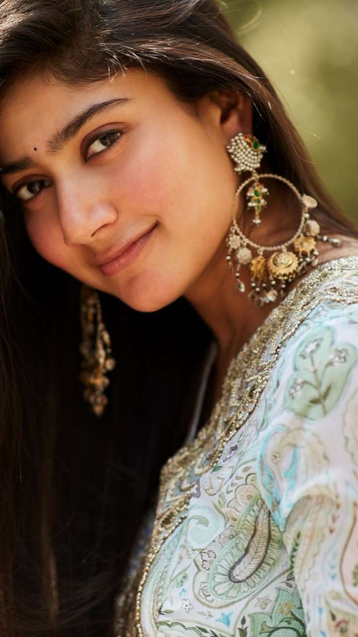 Sai Pallavi Earring Collection Is A Must Have In Your Wardrobe