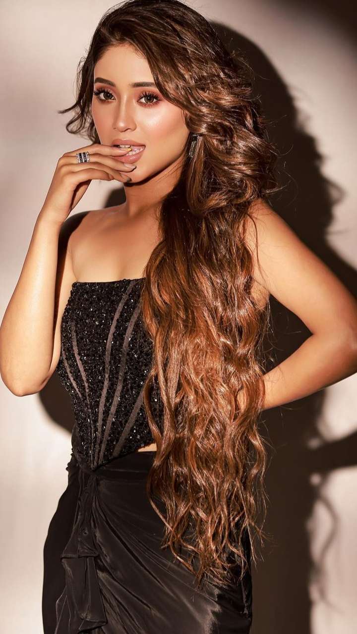Shivangi Joshi Hair Care Routine To Grow Long and Thick Hair