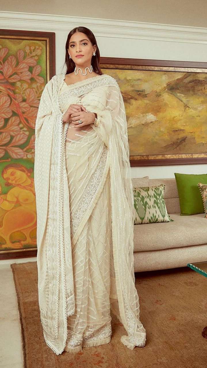 Sonam Kapoor Pearl White Saree Looks Is Surreal