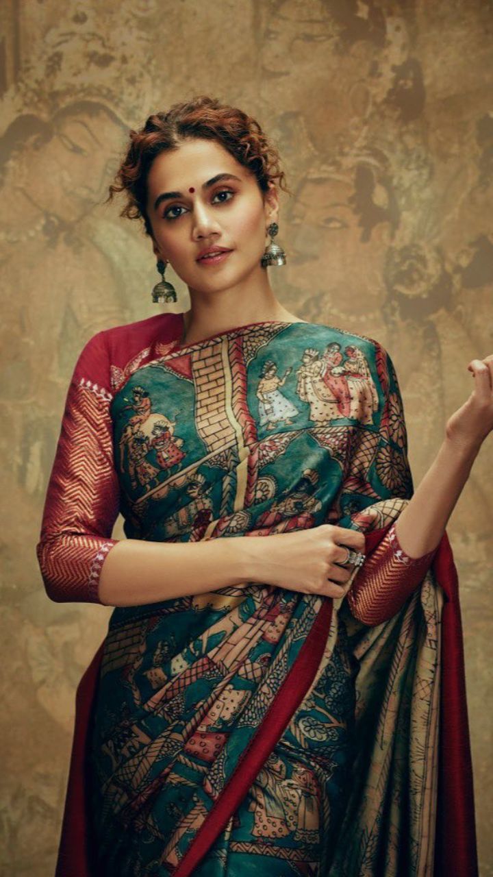 Taapsee Pannu Rules The Internet In Saree