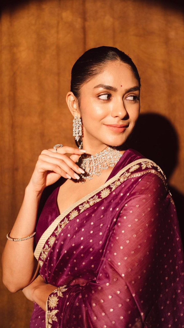 Mrunal Thakur Looks So Ethereal In Her Latest Saree Looks
