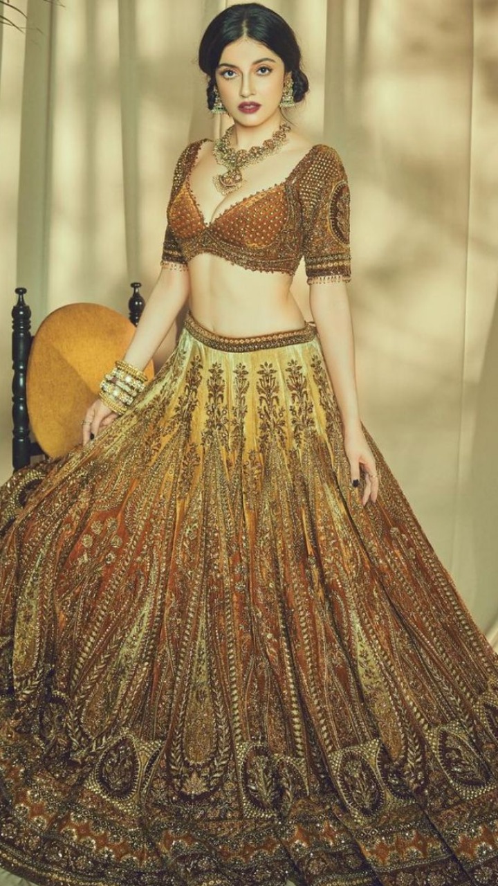 Divya Khosla Kumar & Her Most Gorgeous Ethnic Looks