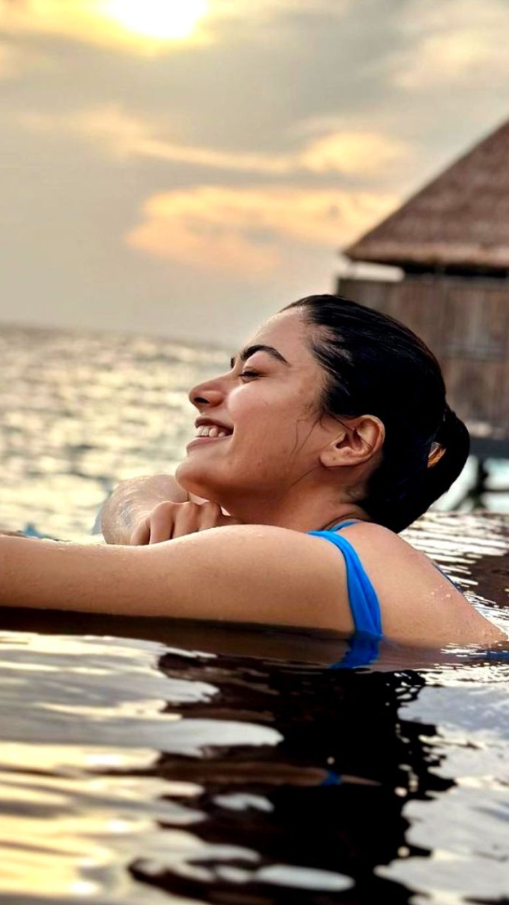 Rashmika Mandanna Enjoys Her Maldives Vacation, Shares Pics