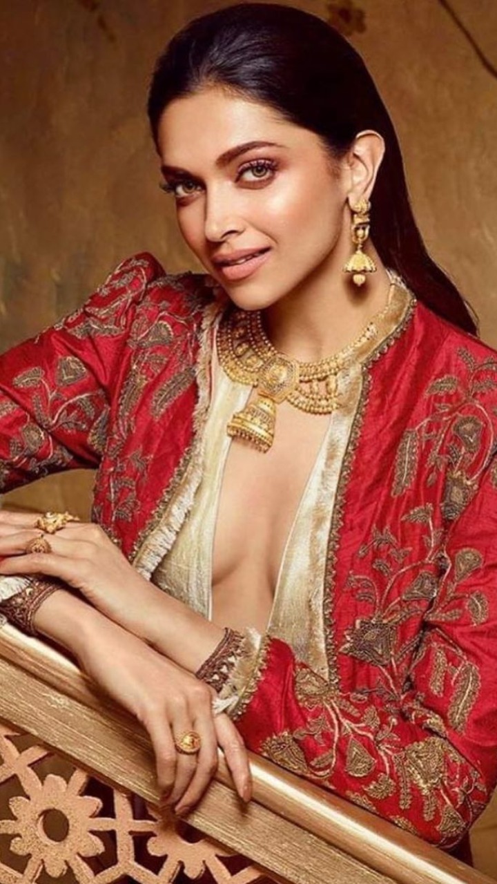 Deepika Padukone Knows How To Ace The Jewellery Styling Game
