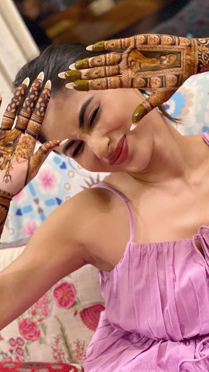 Mouni Roy’s Special Shiv-Parvati Mehendi For Her First Karwa Chauth