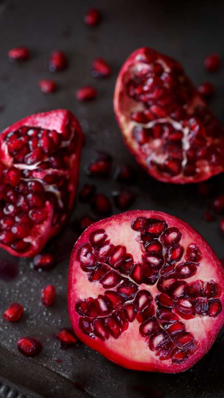 9 Health Benefits Of Eating Pomegranates