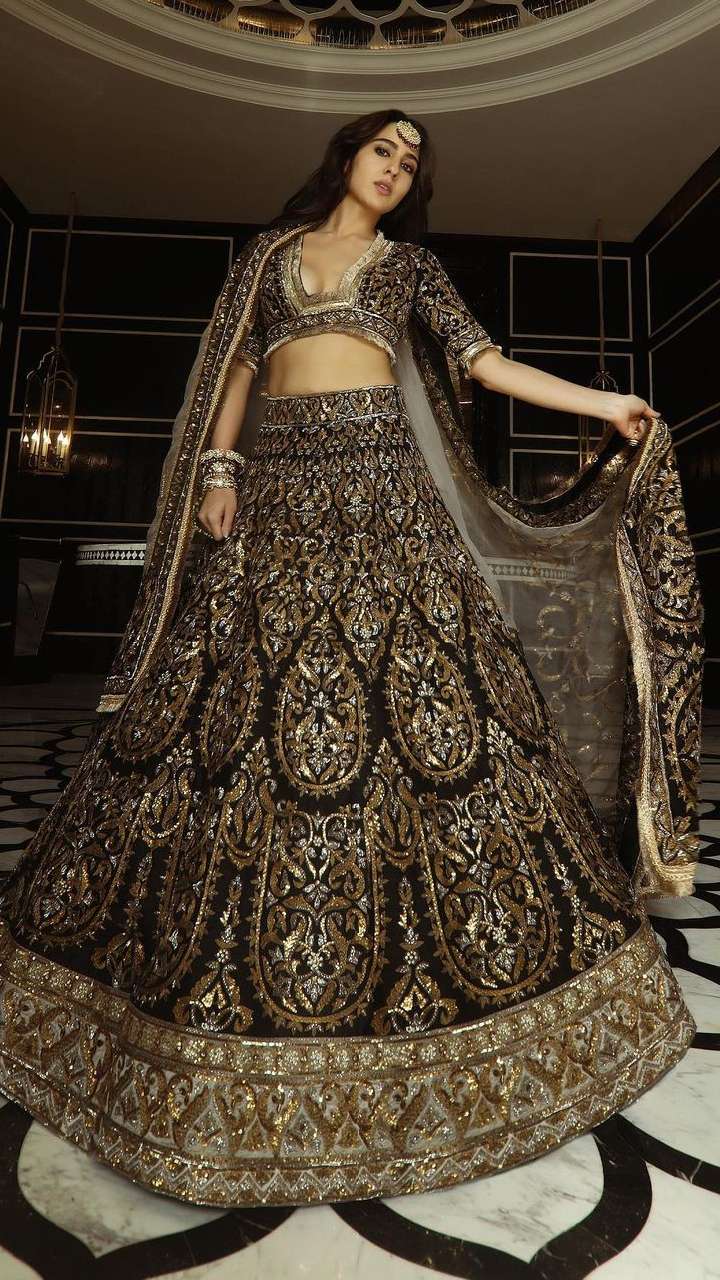 Manish Rai Bridal Couture 2023 In frame : @urusha_bhandari Photo by :  @bibek_shrestha10 Video by : @iam_siddhant_ Makeup by:… | Instagram