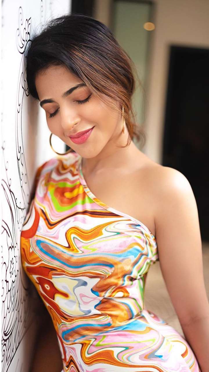 Iswarya MenonInspired Mini Party Wear Dresses