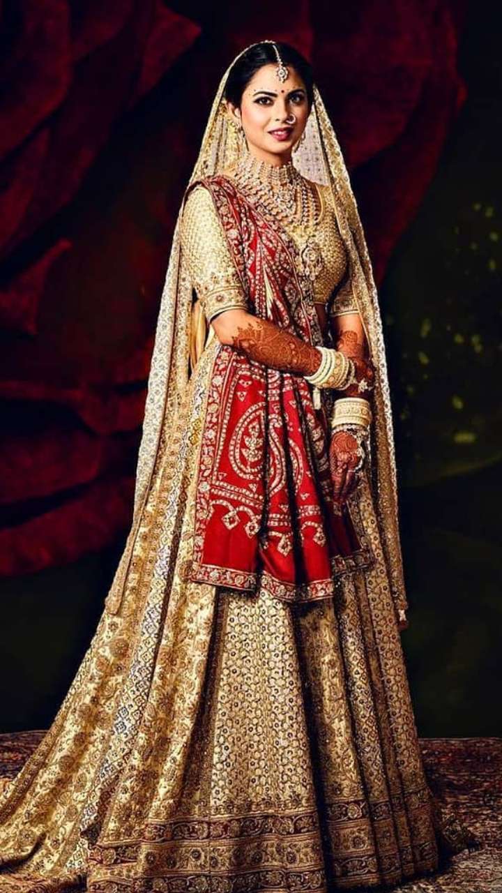 Sandeep sales khosla lehenga