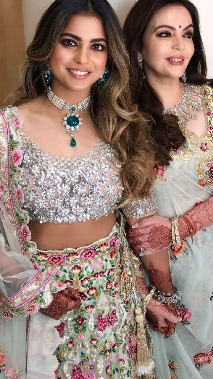 Nita & Isha Ambani looked stunning in pastel lehengas