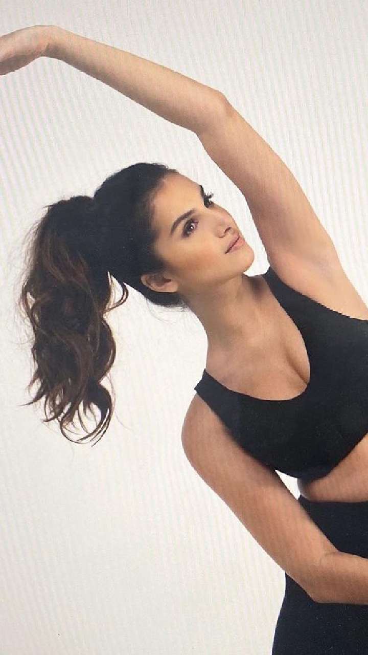 Tara Sutaria Fitness Secret Revealed! From Doing Pilates To Having A  Non-Restrictive Diet, Here's How Ek Villian Returns Actress Keeps Herself  Fit!
