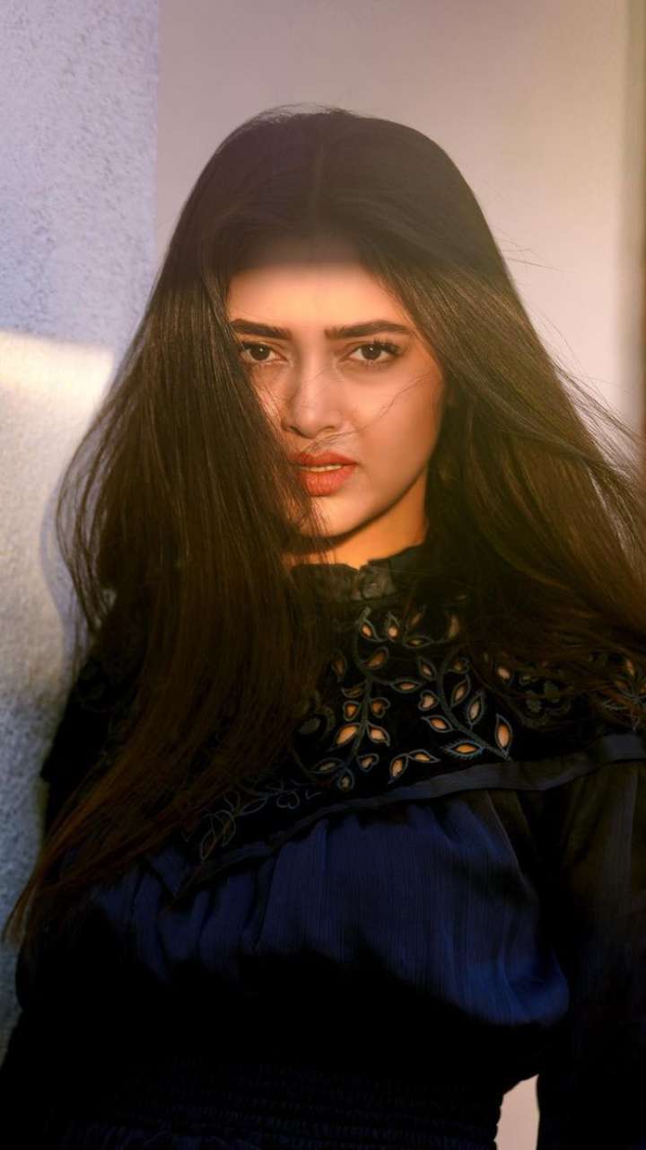 Tejasswi Prakash Hair Care Routine Thick hair Tips Rice water