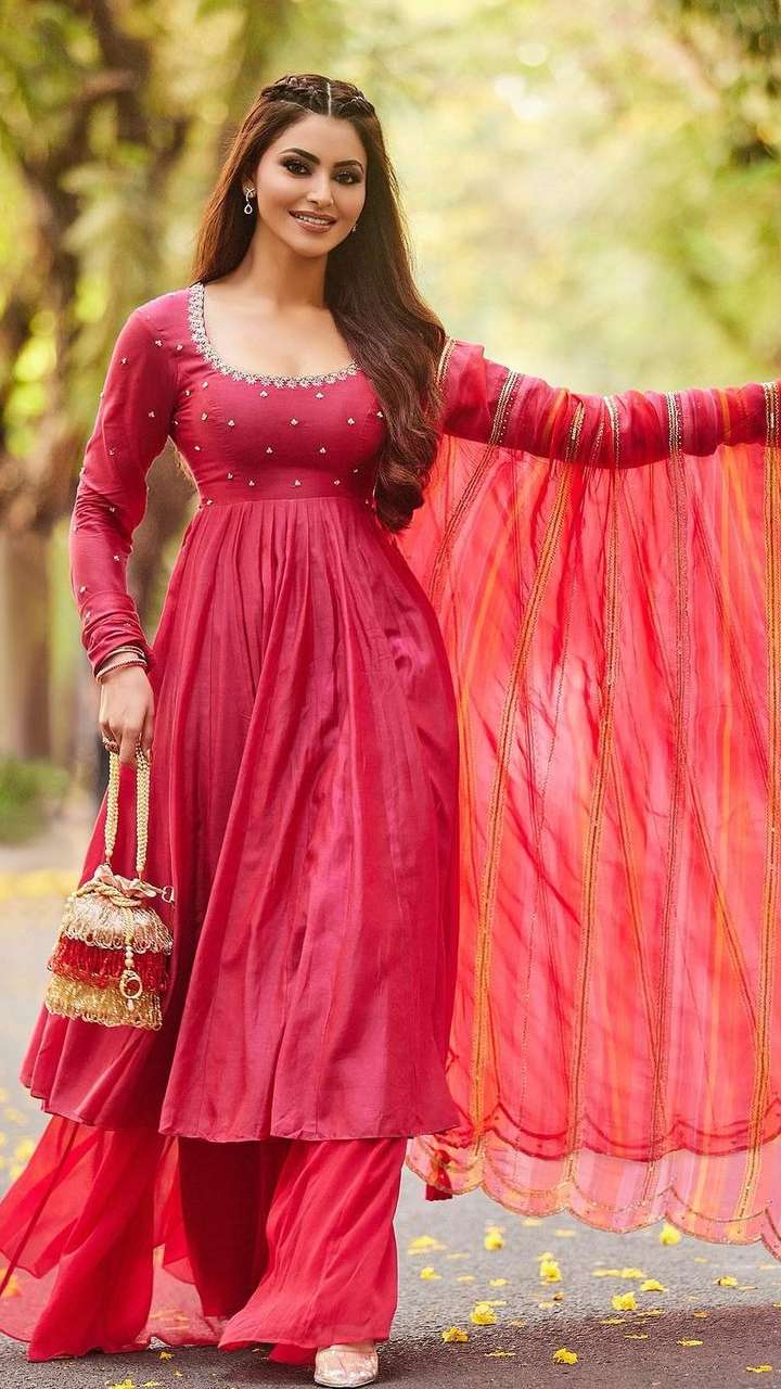 Buy Red Anarkali Chanderi Embroidered Sequin V Neck Set For Women by  Anushka Repswal - Sewing Love Online at Aza Fashions.