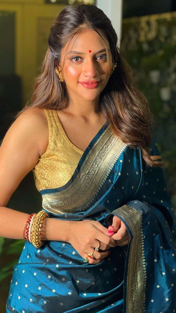 Beautiful Girl In Saree on Instagram: “Double tap ❤ if you like it. Follow  @beautifulgirl_insaree #saree #sareeblouse #sareeblous… | Saree, Indian  girls, Pink saree