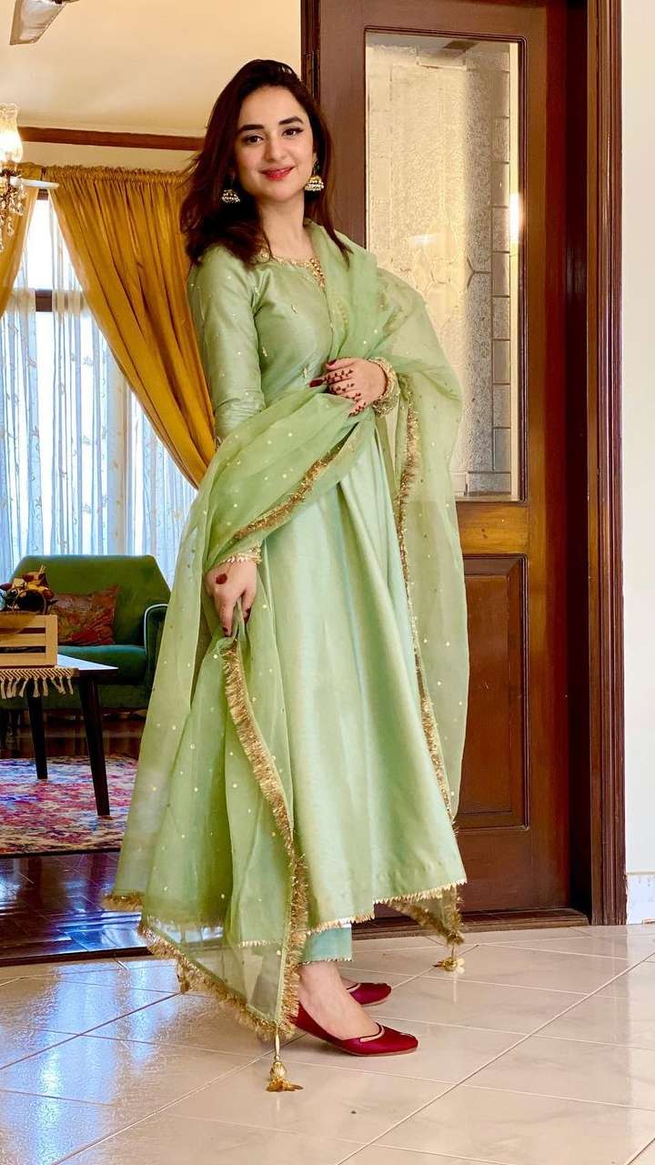 Georgette Black UK Designer Mohini Pakistan Salwar Suit, Stitched at Rs  1099 in Surat