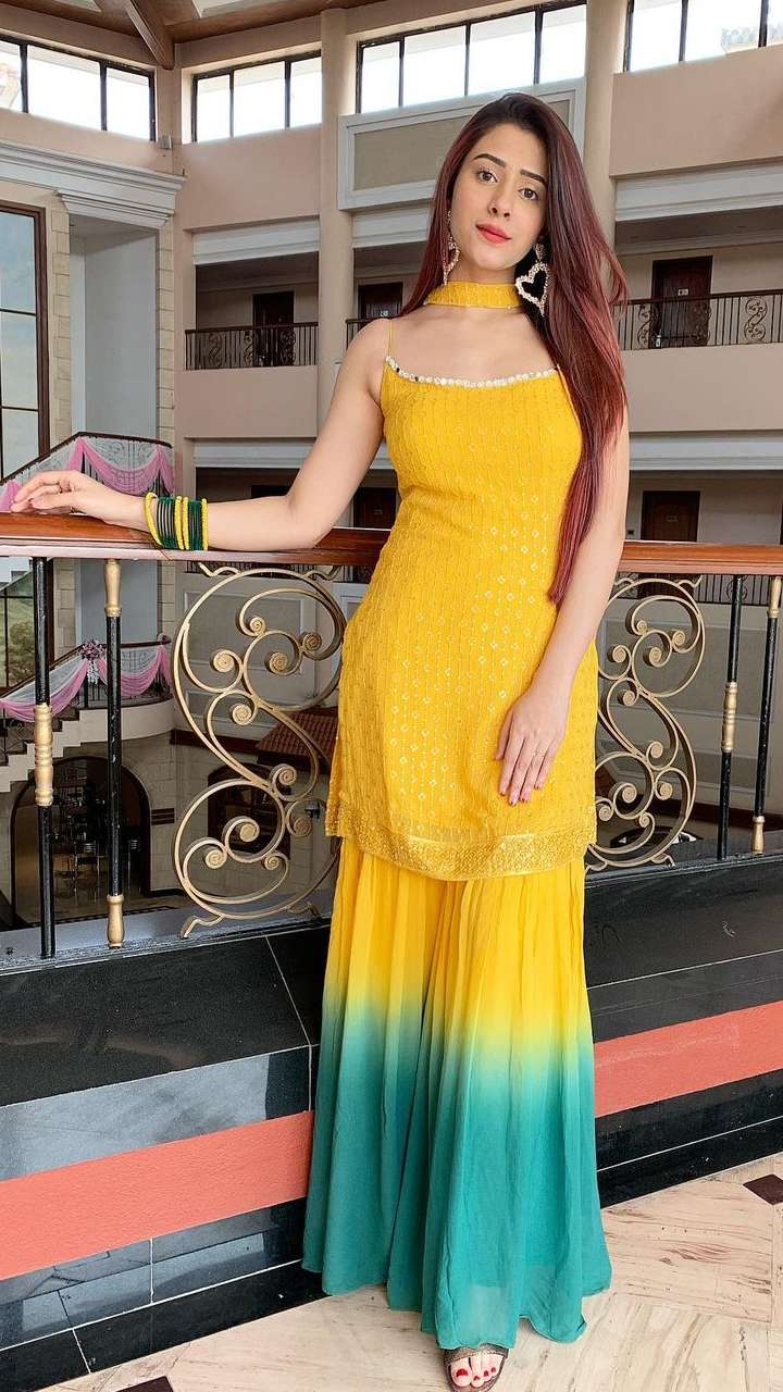 Hiba nawab dressing outlet style