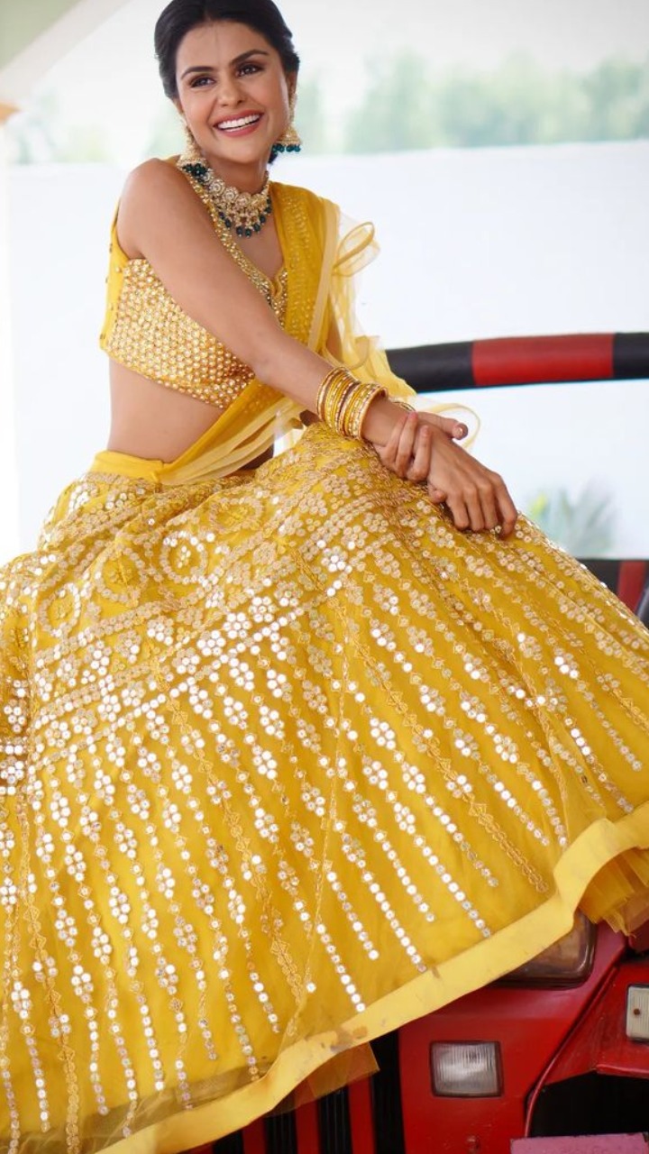 Bigg Boss 16:Priyanka Chahar Chaudhary Pulls Of Ethnic Wear Like A Pro