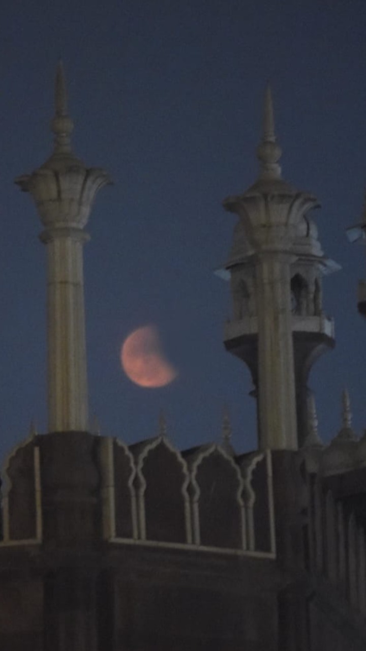 Lunar Eclipse 2022: Magnificent Sight Of Blood Moon From Delhi