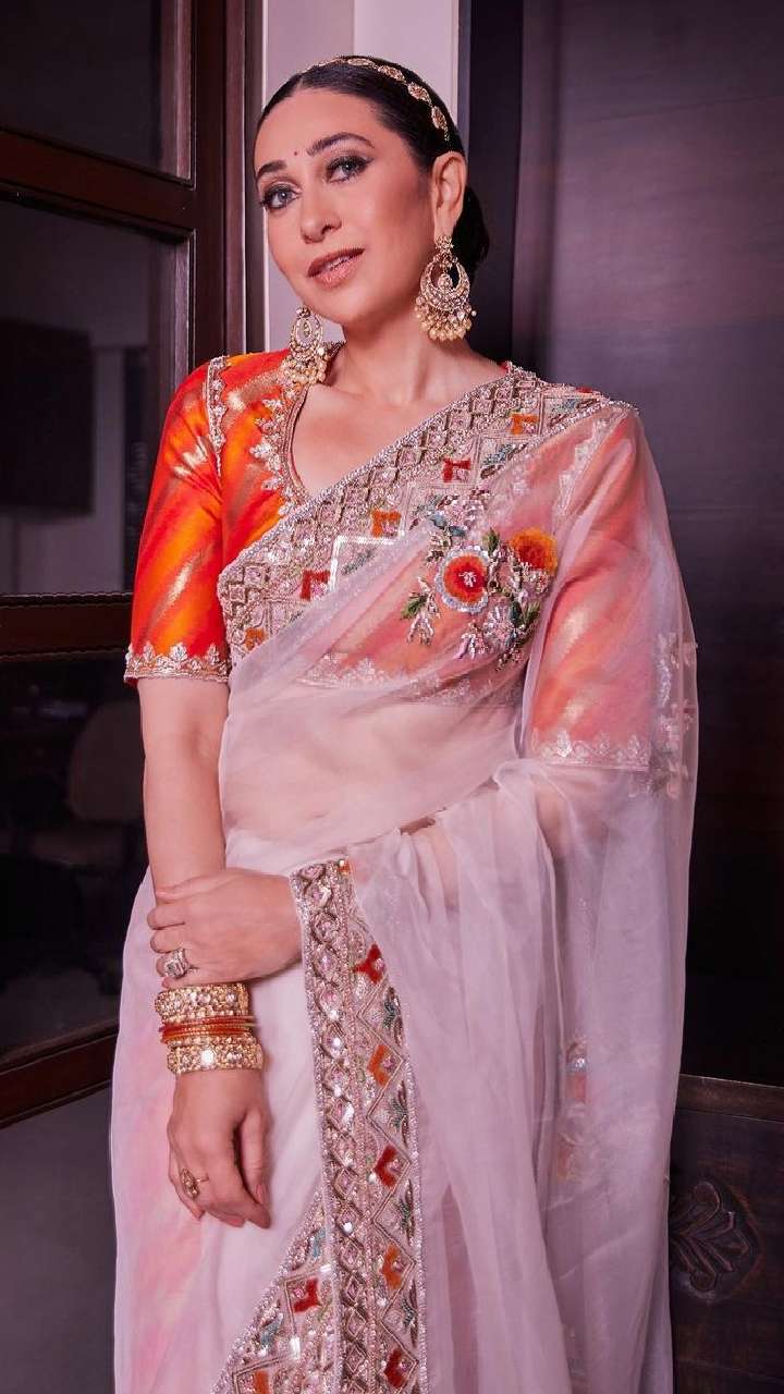 PHOTOS) Armaan Jain wedding: Samaira Kapoor looks like a spitting image of  mother Karisma Kapoor, steals the show - IBTimes India