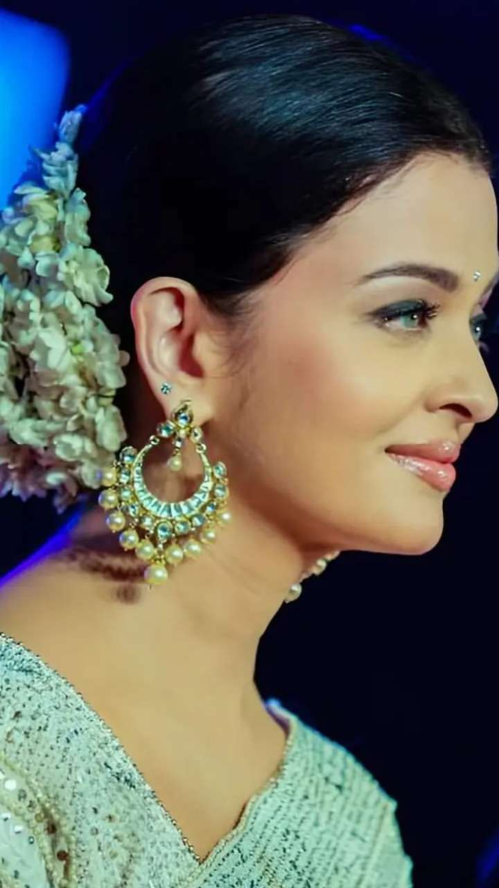 Aishwarya Rai Hairstyle looks you dont wanna miss this season