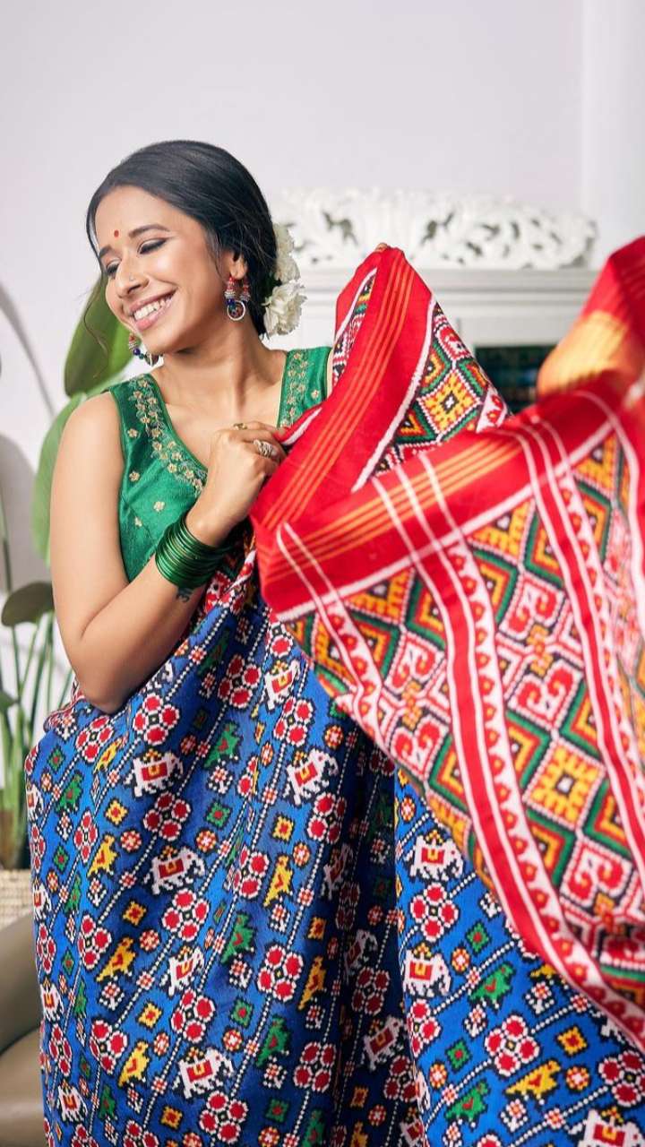 Shreya Bugde Trendy Handloom Sarees | Saree Blouse designs