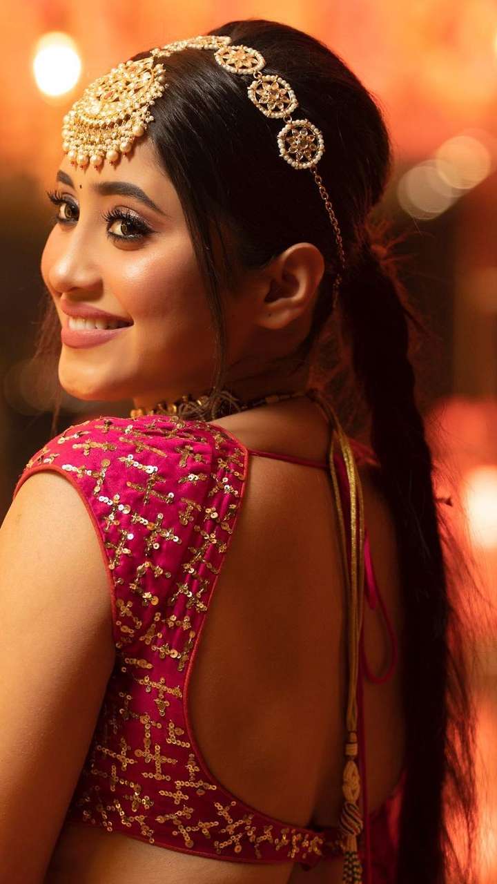 Shivangi joshi lc1x12 lehenga choli social media – indiancelebblog.com