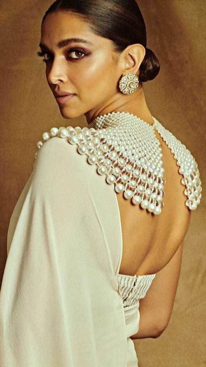 Times Deepika Padukone Aced A Bun Hairstyle