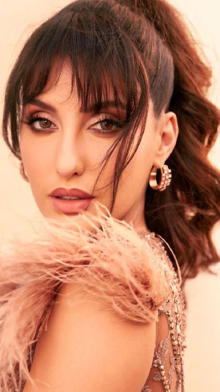 Nora Fatehi Inspired Gorgeous & Trendy Hairstyles For Monsoon Weddings