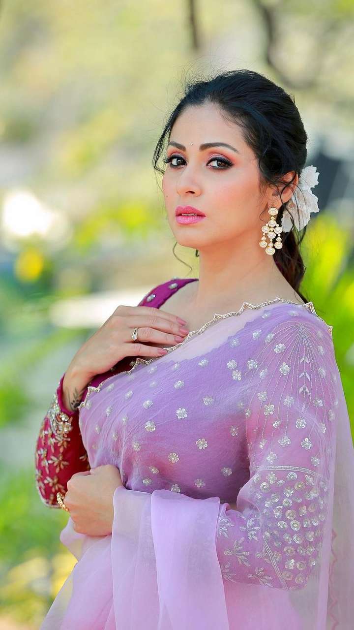 Actress sadha nude