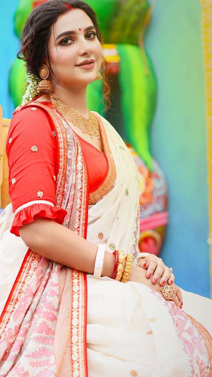 Bengali Bridal Wear Fashion