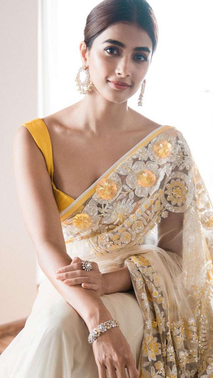 Brilliant Saree Ideas for Summer Weddings | Readiprint Fashions Blog