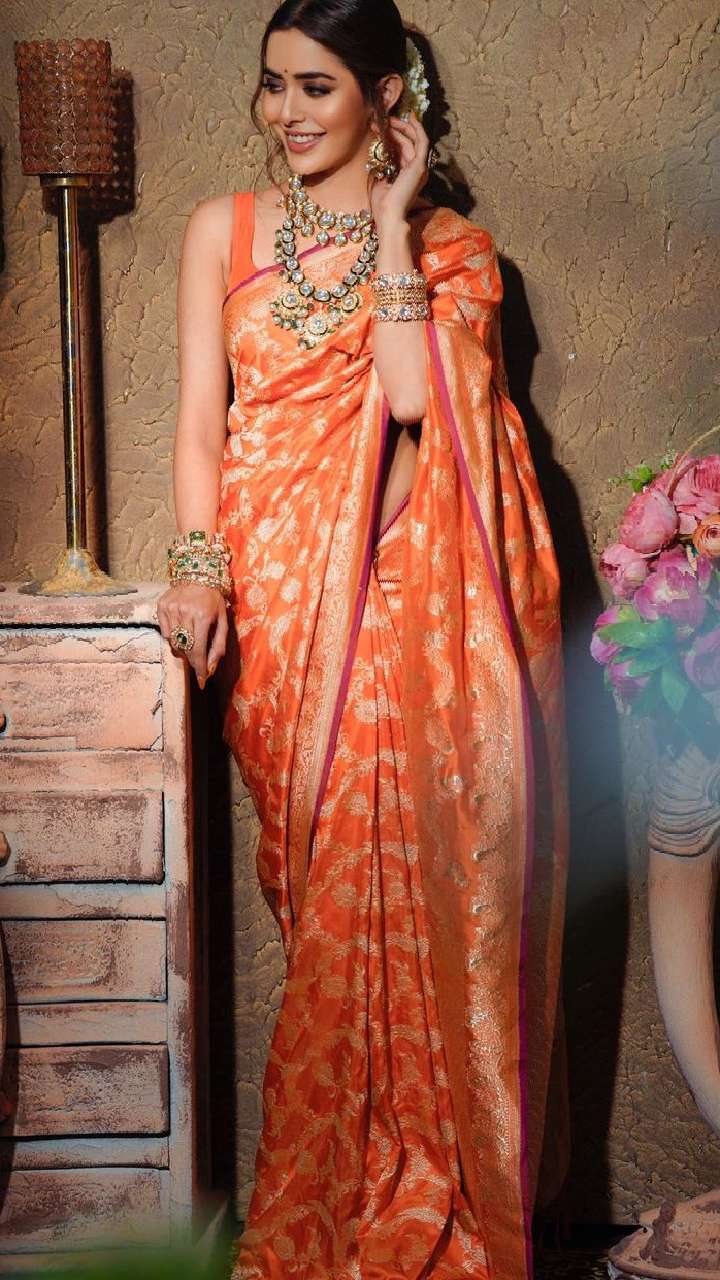 Ladies Trendy Designer Embroidered Satin Silk Saree, Length: 6.3 m at Rs  4833 in Delhi