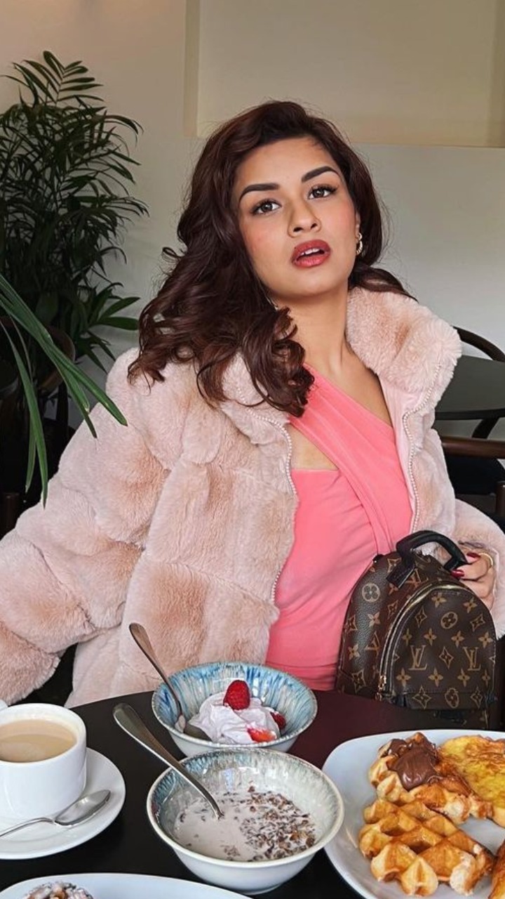 Avneet Kaur Inspired Winter Looks To Up Your Fashion Game This Cold Season