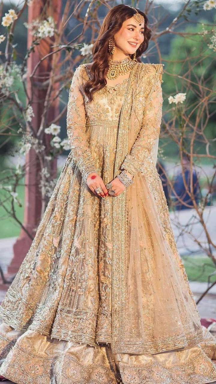 Elaf Premium X Hania Amir 2022 | Pakistani Clothes & Fashion Dresses Online