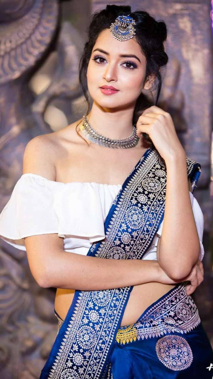 Zari Chiffon Saree with Designer blouse – Chickpet Sarees