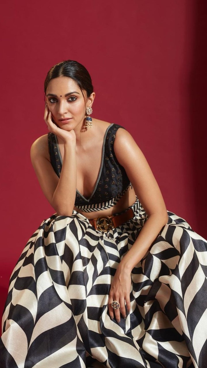 Kiara Advani Exudes Elegance in These Embellished Lehengas