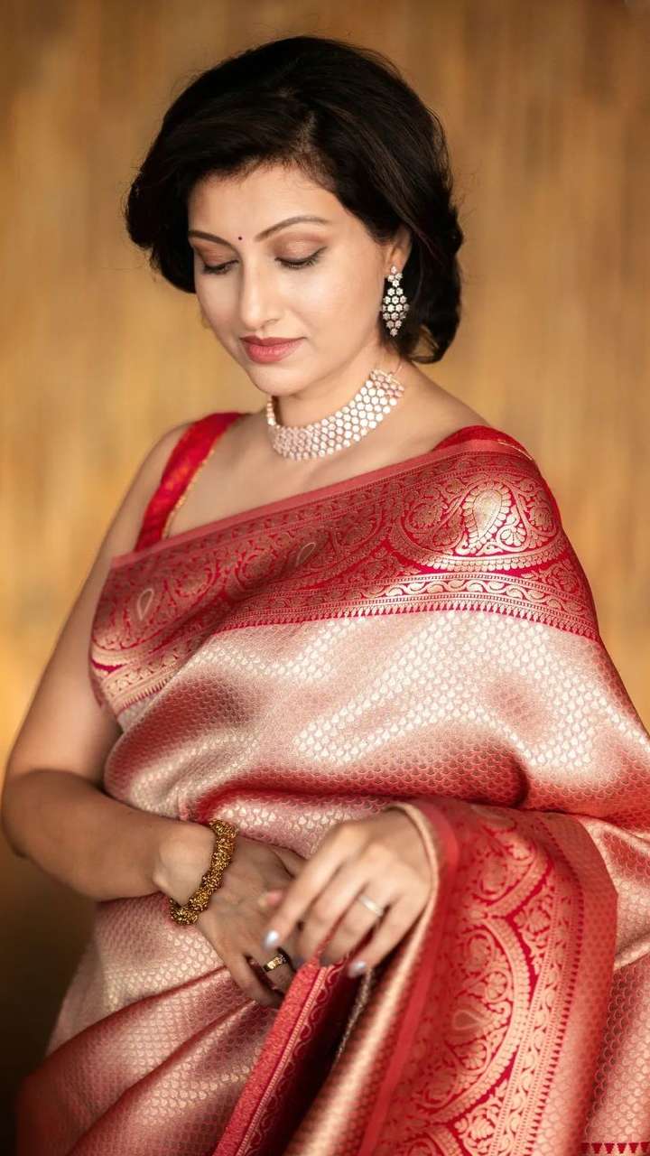 10 beautiful red saris to choose from on Karwachauth 2023 | Times of India